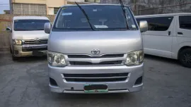 2014 Toyota Hiace Commuter 