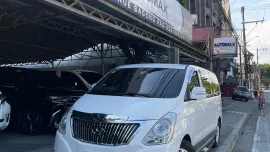 2017 Hyundai Grand Starex Platinum