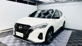 2023 NISSAN KICKS VL E-POWER HYBRID 1.2L A/T! TOP OF THE LIN!E 41,000 KMS ONLY ORIGINAL MILEAGE!