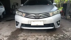 Selling used Silver 2014 Toyota Corolla Altis Sedan by trusted seller