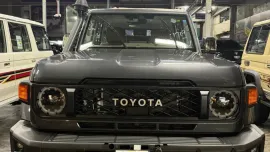 Brand New 2026 Toyota Land Cruiser 76 Diesel A/T 40th Anniversary LC76 LC 76 70