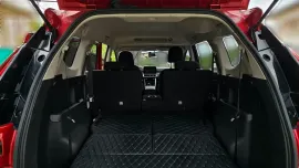 Selling used 2025 Mitsubishi Xpander  GLS 1.5G 2WD AT in Red - only 5,537 km (Like New)