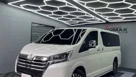 2021 TOYOTA GRANVIA VX PREM