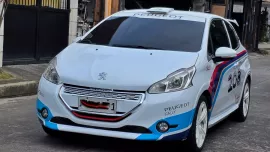 Peugeot 208 GTi 2015 MT GAS 200hp