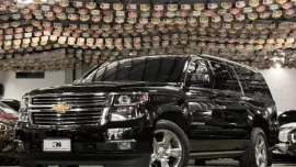 2019 Chevrolet Suburban Premier 5.3L V8 AWD A/T
