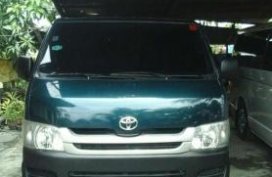 Toyota Hiace Commuter