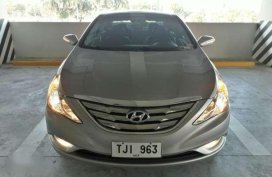 2010 HYUNDAI SONATA premium vs accord camry or teana
