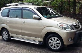 Toyota Avanza 2011 automatic gas for sale 