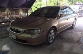Well maintained Honda Accord 2000 model