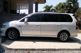 Mitsubishi Grandis Chariot