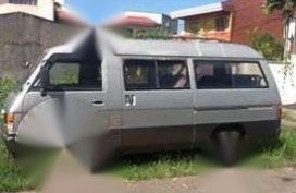 mitsubishi L300 versa van diesel "95