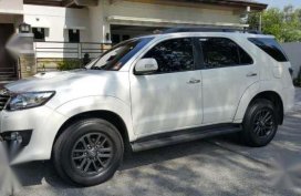 2015 Toyota Fortuner Model V Diesel Pearl White 4x2 AT