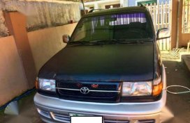 REVO SR Toyota 2000 model