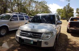 2010 4x4 Mitsubishi Pajero for sale
