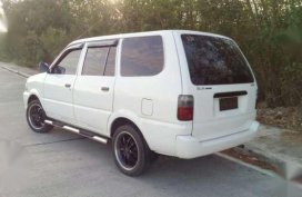 Toyota Revo