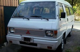 Mitsubishi L300 Versa Van Diesel 05 Model