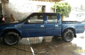 For sale Isuzu Fuego 2001