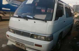 nissan urvan escapade 2002