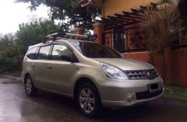 Nissan Grand Livina Elegance 2010 MT