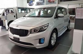 KIA GRAND CARNIVAL 2.2L CRDI 11 Seater and 7 Seater