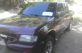 Rush sale isuzu fuego 2000 model .