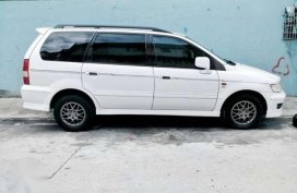 Mitsubishi Grandis Chariot 2010 for sale