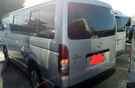 Toyota Hiace Commuter MT 2012