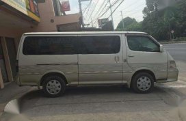 Toyota Grandia HiAce 2004 Model