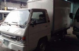 Well maintained 2011 Mitsubishi L300 Van Diesel MT for sale