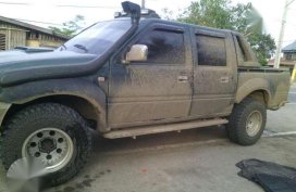 Isuzu fuego 4x4