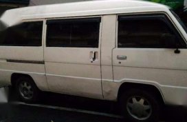 Versa Van Mitsubishi L300 2001 model Hyundai Grace
