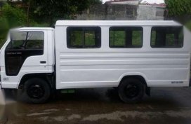 Isuzu Elf FB body 12feet single tire 4BE1 eagle in line 2003 model