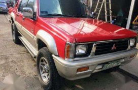Mitsubishi Strada 4x4 Turbo Pick up