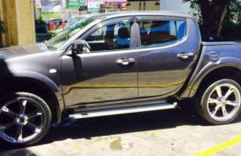 Strada Pick up Mitsubishi