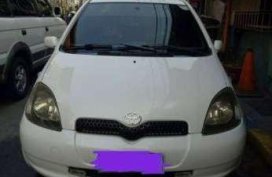 Toyota Vitz 1.0 vvti AT