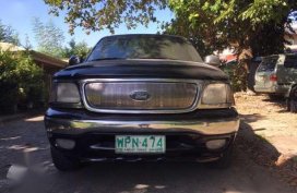 2001 Ford Expedition XLT 84k mileage