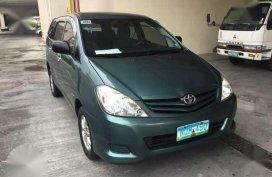 Toyota Innova E matic 2011 model