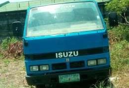 Isuzu Elf Mini Dump Truck