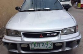 Mitsubishi lancer itlog