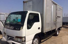 Elf Aluminum Van Giga Boomtruck Canter Isuzu Elf 4hf1 Forward