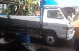 For sale Isuzu Elf 4hf1 2000
