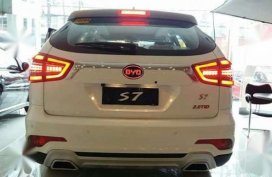 BYD S7 vs Toyota Fortuner vs Mitsubishi Montero Sport vs Isuzu MUX