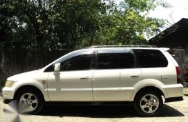 Mitsubishi Grandis Chariot AT