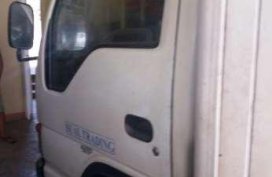 Isuzu ELF reefer VAN TRUCK 4hf1 engine