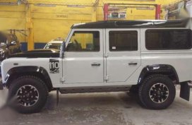 2016 New Land Rover Defender 110 Adventure 