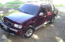 Isuzu Fuego 2.8 Turbo MT Red For Sale
