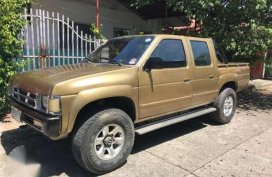 Nissan Pathfinder Pick-up 4WD Manual Diesel for sale