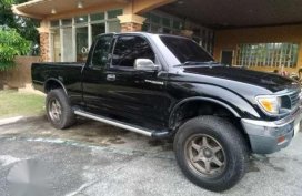 For sale Toyota Tacoma 4x4 pick up