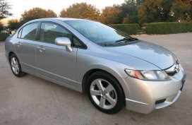 Almost brand new Honda Civic Gasoline