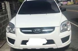 Kia Sportage 2009 White AT For Sale